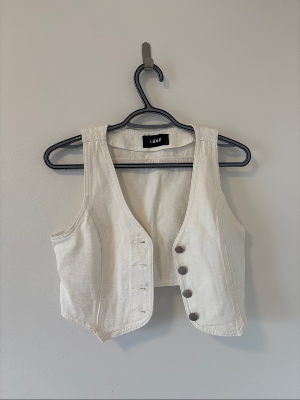 Cider Cream Button-Front Cropped Denim Vest Size S
